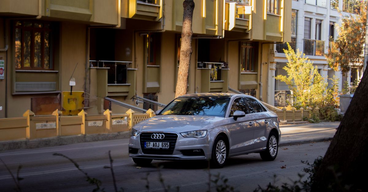 découvrez les modèles audi alliant design élégant, performance et technologie de pointe pour une expérience de conduite unique.