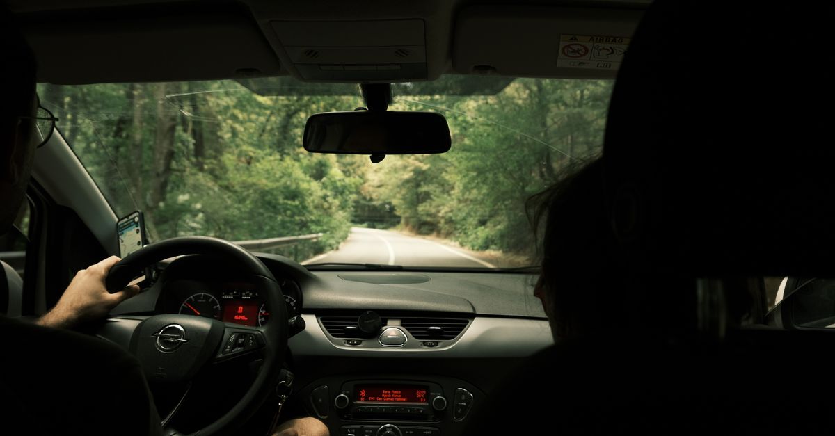 découvrez le concept de la conduite accompagnée, une étape essentielle pour apprendre à conduire en toute sécurité avec un accompagnateur expérimenté.