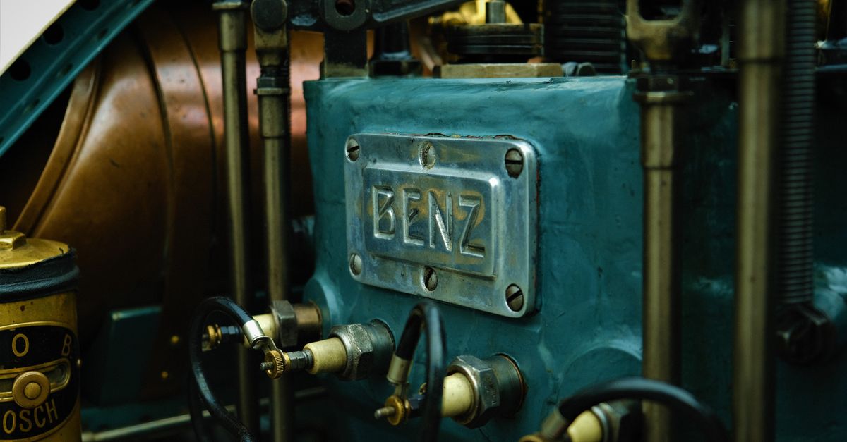 découvrez le moteur unique et puissant de la bugatti royale, une merveille d'ingénierie automobile alliant performance exceptionnelle et luxe incomparable.