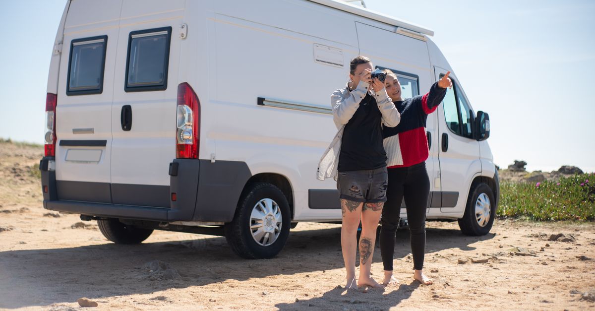 découvrez nos conseils et astuces pour voyager en campervan, louer le véhicule idéal et profiter pleinement de vos aventures nomades en toute liberté.