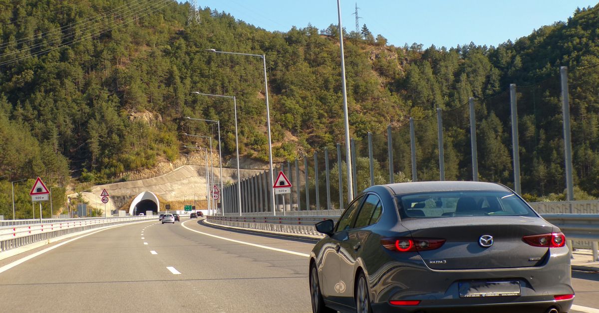découvrez la mazda cx-30, un suv compact alliant design élégant, technologies innovantes et performance dynamique pour une expérience de conduite unique.