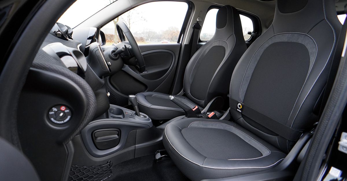 découvrez la gamme des petites voitures seat : design compact, performance efficace et confort optimal pour la conduite urbaine.