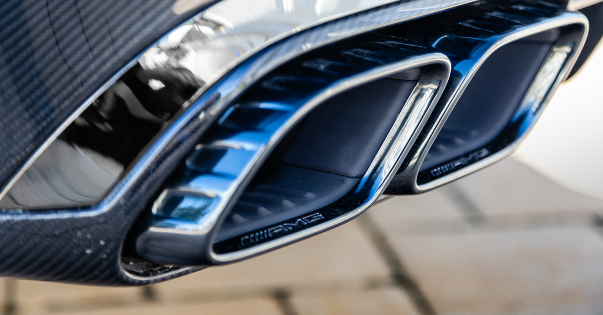 découvrez notre gamme de sport exhausts performants pour améliorer la puissance et le son de votre véhicule. qualité et durabilité assurées pour les passionnés de sport automobile.