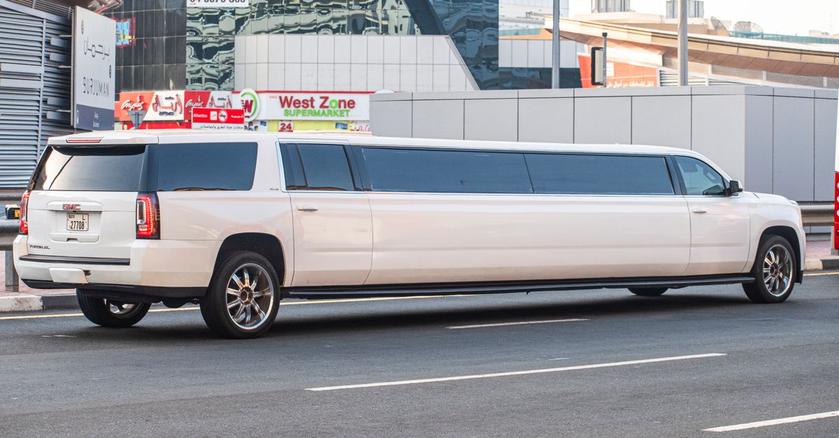 découvrez la volkswagen phaeton limousine, un véhicule de luxe alliant élégance, confort exceptionnel et technologies avancées pour une expérience de conduite unique.