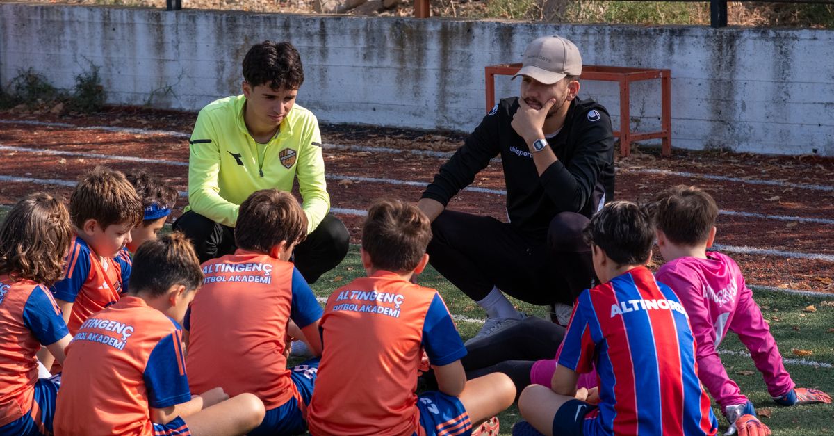 découvrez le profil professionnel d'akram o jjeh junior, ses compétences, expériences et projets clés.